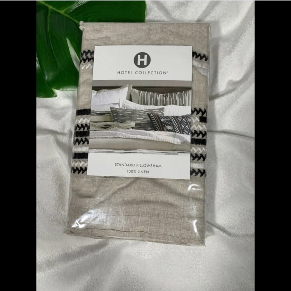 NIB $135 Hotel Collection Global Stripe‎ (1) Linen Standard Sham #238